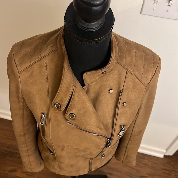 Banana Republic Women’s Brown Light-Weight Asymmetrical Zip Jacket, Sz. XS. - Picture 12 of 13